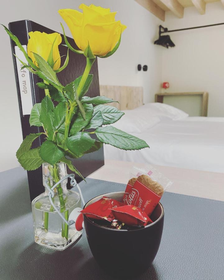 B&B Sint-Mariaburg Antwerpen Bagian luar foto