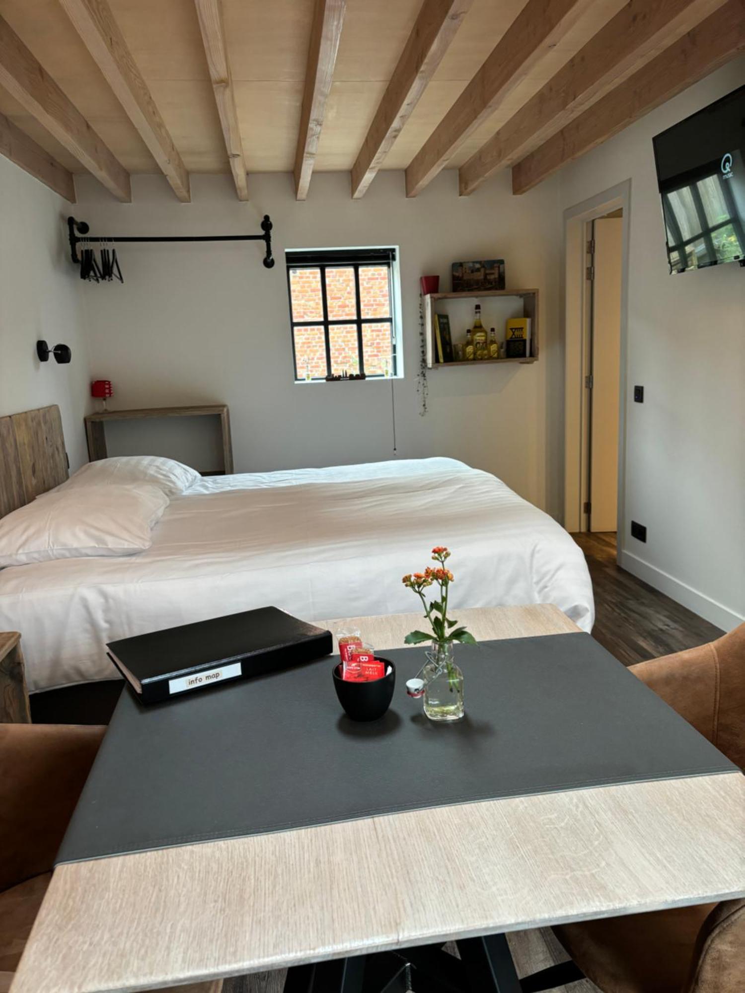 B&B Sint-Mariaburg Antwerpen Bagian luar foto